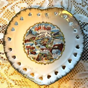 🎢❤️Vintage Expo ‘74 World’s Fair Spokane 6” Souvenir Plate - Heart Cutouts❤️🎢